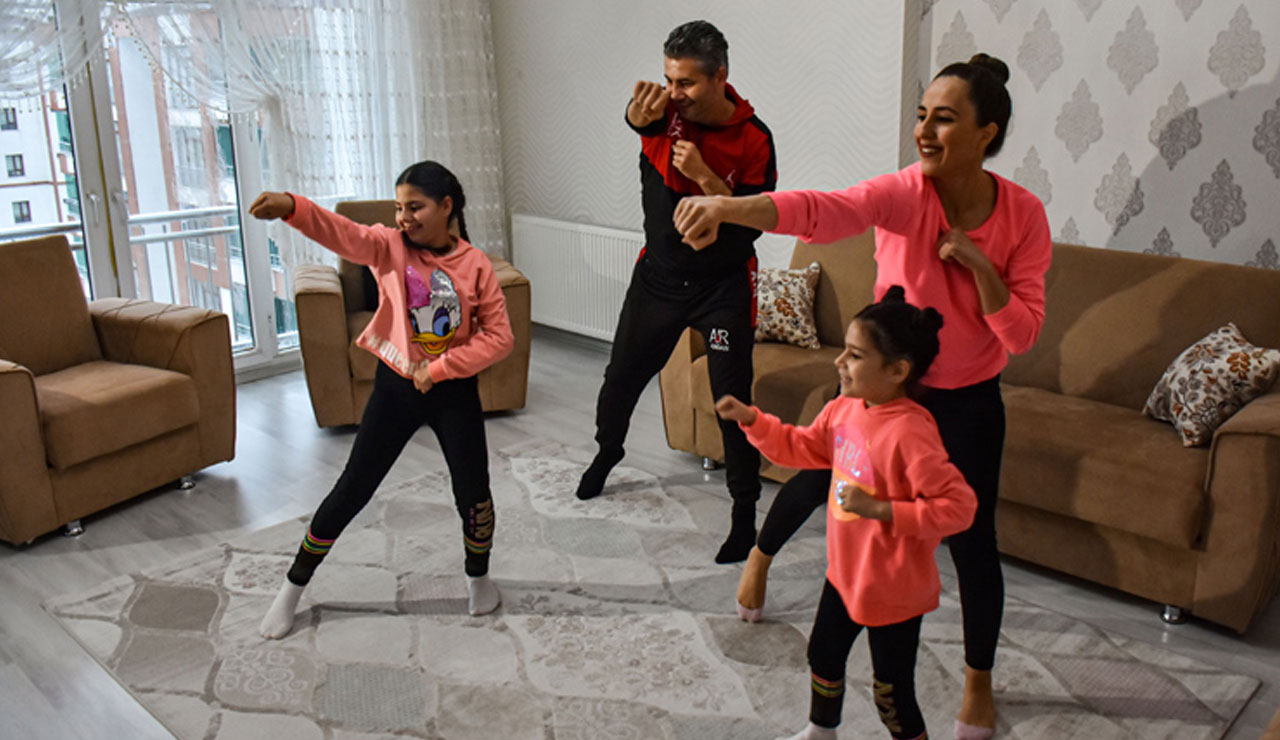 'Spor salonu' bahanesine son! Evde masrafsız sporla kendinize iyilik yapın 'Spor salonu' bahanesine son! Evde masrafsız sporla kendinize iyilik yapın