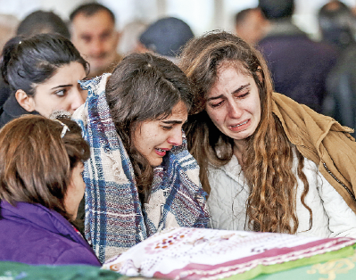 Terör, tüm Türkiye'yi kalbinden vurdu Terör, tüm Türkiye'yi kalbinden vurdu