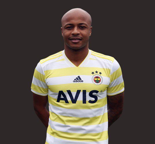 Fenerbahçe dev anlaşmayı resmen duyurdu!