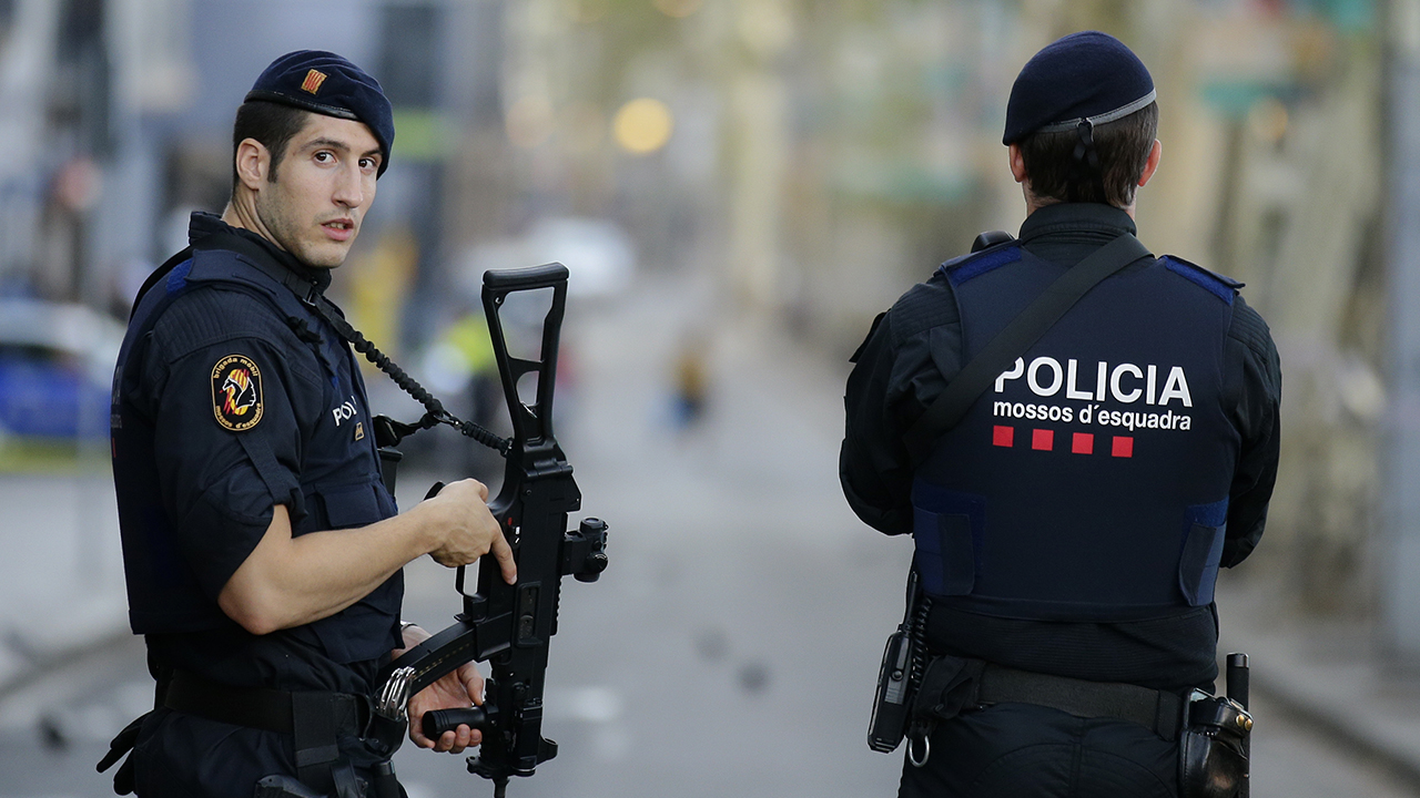 Şok iddia: Barselona'daki terör saldırılarını İspanya istihbaratı yaptı