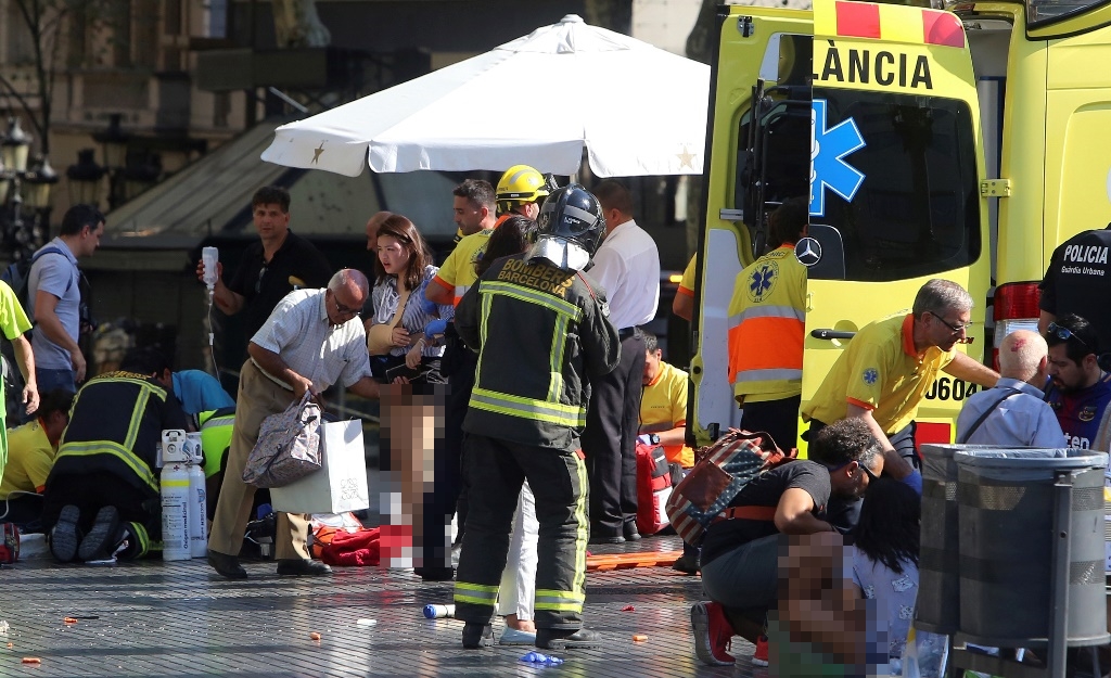 Terör, Barcelona'yı vurdu: Çok sayıda ölü ve yaralı var