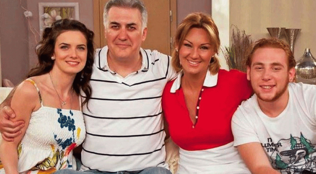 Tamer Karadağlı'nın ilginç takıntısı: Sadece 2 yerde çıkartabiliyor Tamer Karadağlı'nın ilginç takıntısı: Sadece 2 yerde çıkartabiliyor