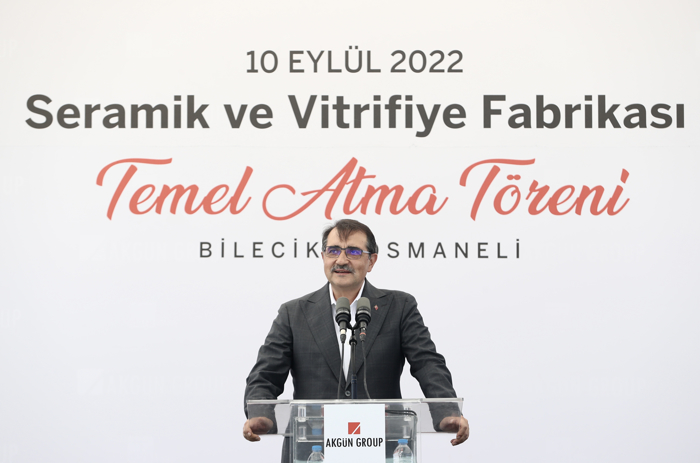 Türkiye'de bu kış doğal gaz sıkıntısı yaşanacak mı ? Bakan Dönmez açıkladı Türkiye'de bu kış doğal gaz sıkıntısı yaşanacak mı ? Bakan Dönmez açıkladı