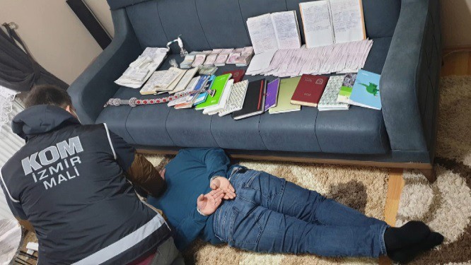 İzmir'de tefecilere operasyon, 7 gözaltı var