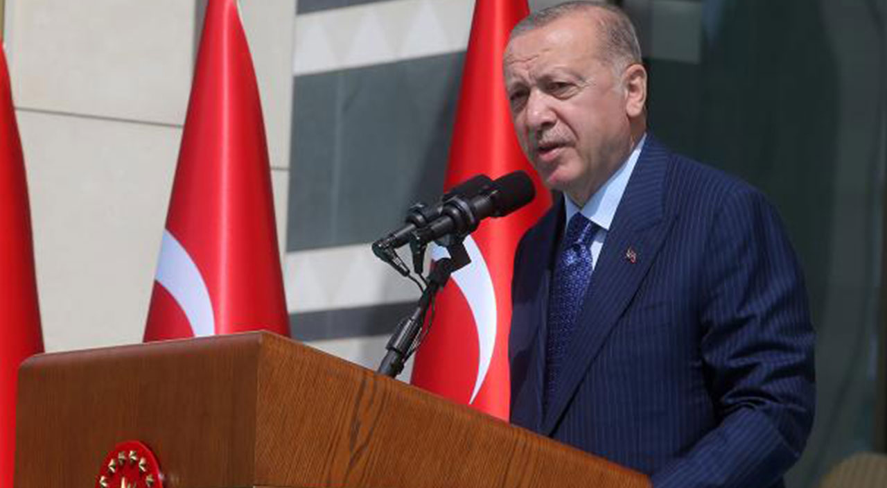 Erdoğan: ABD ile iki NATO ülkesi olarak daha farklı konumda olmamız gerekir