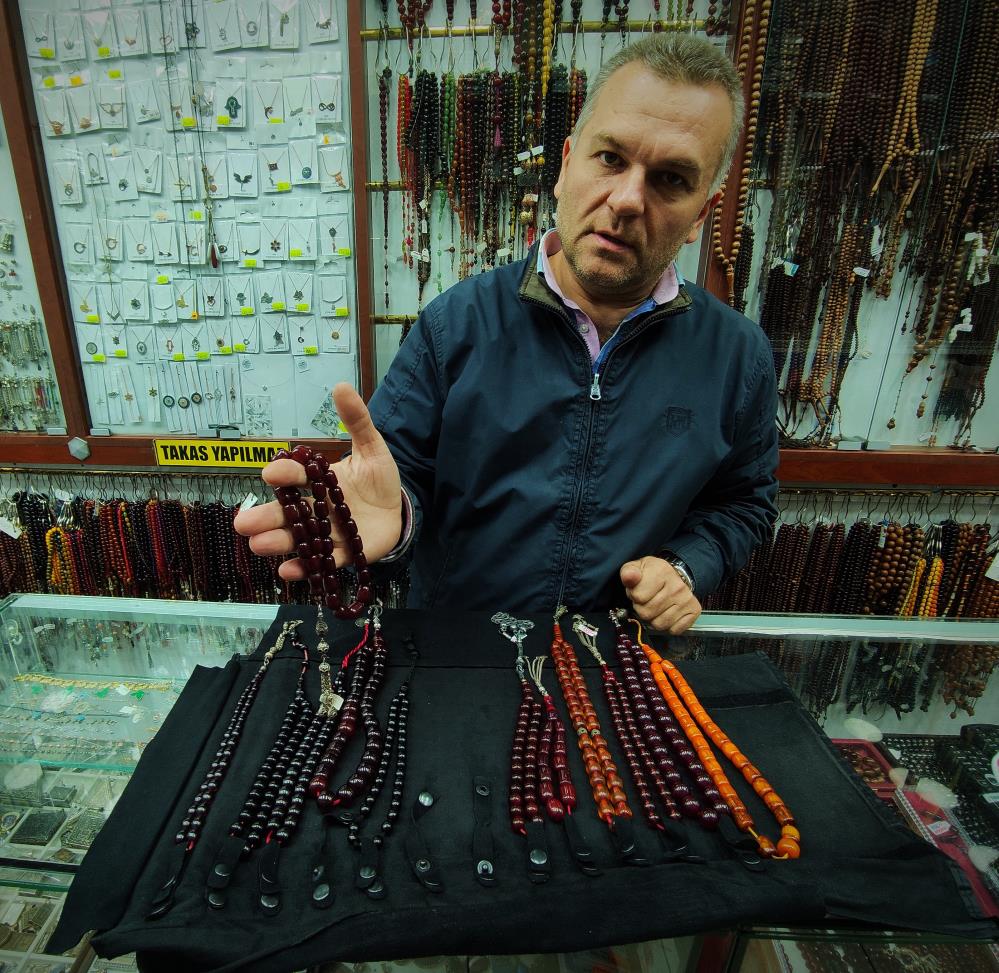 Bu tesbihler Bursa'da üretiliyor: 25 bin liraya alıcı buluyor