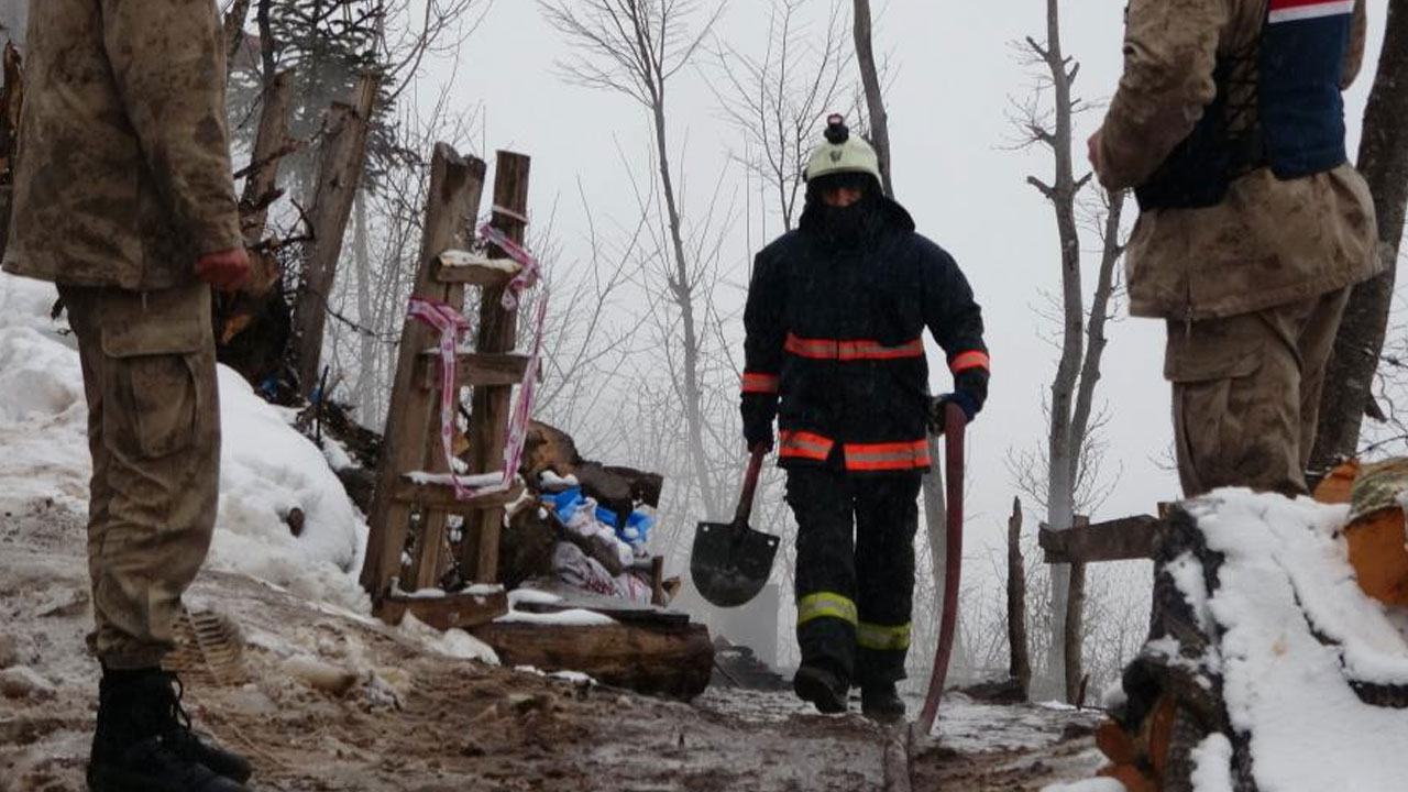 Ölüm beşikte yakaladı: Yangında 8 aylık bebek ve 3 yaşındaki çocuk yanarak öldü