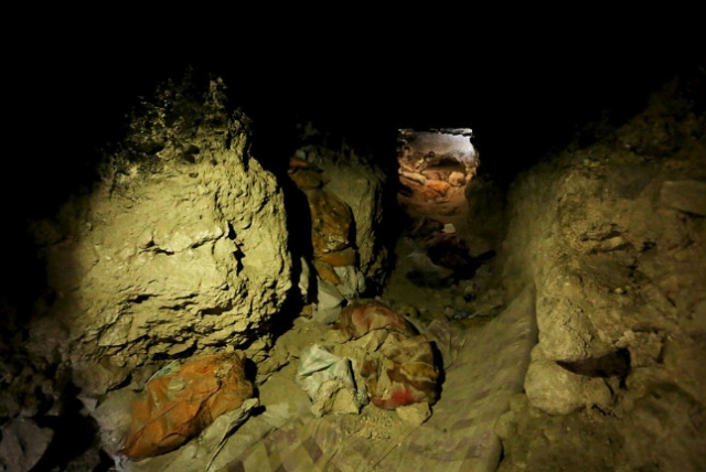DAEŞ'in hava saldırılarından kaçmasını sağlayan tüneller bulundu