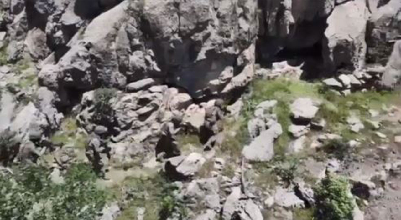 MSB: PKK’nın sözde doğu karargahı ele geçirildi 12 terörist öldürüldü