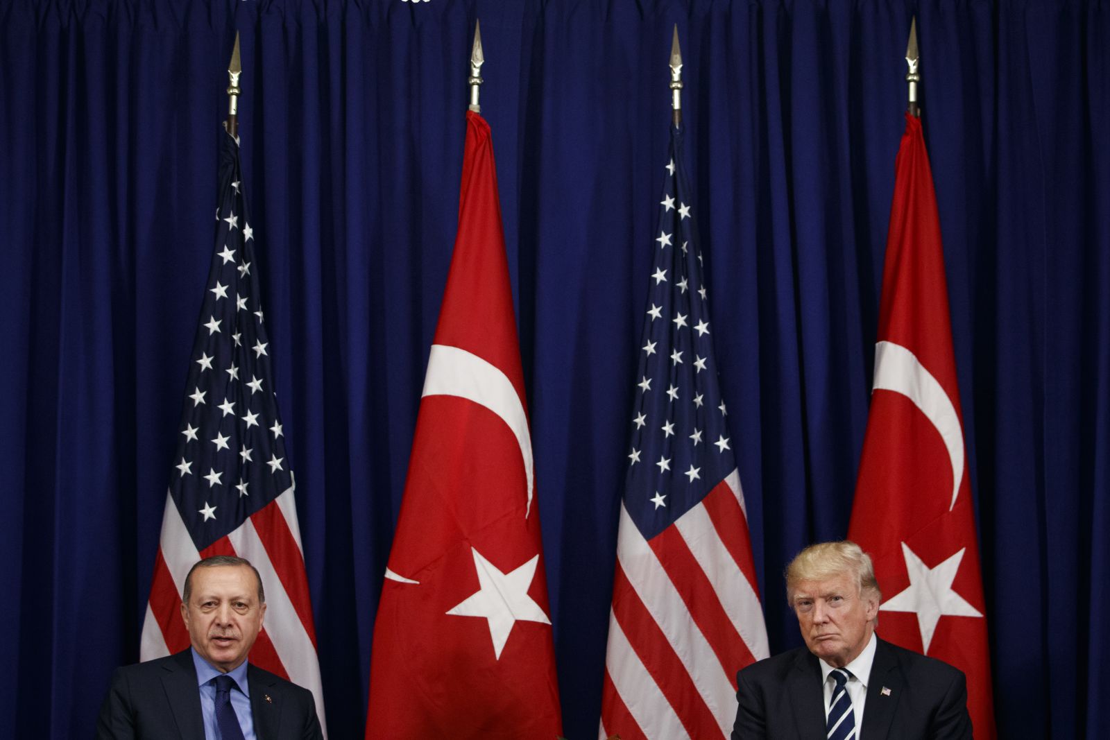 Cumhurbaşkanı Erdoğan ve Trump bir araya geldi