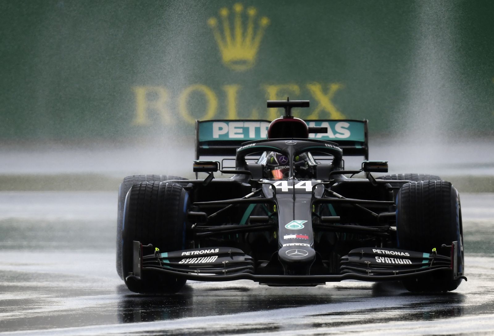 İstanbul'da büyük sürpriz! Pole pozisyonu Lance Stroll'un