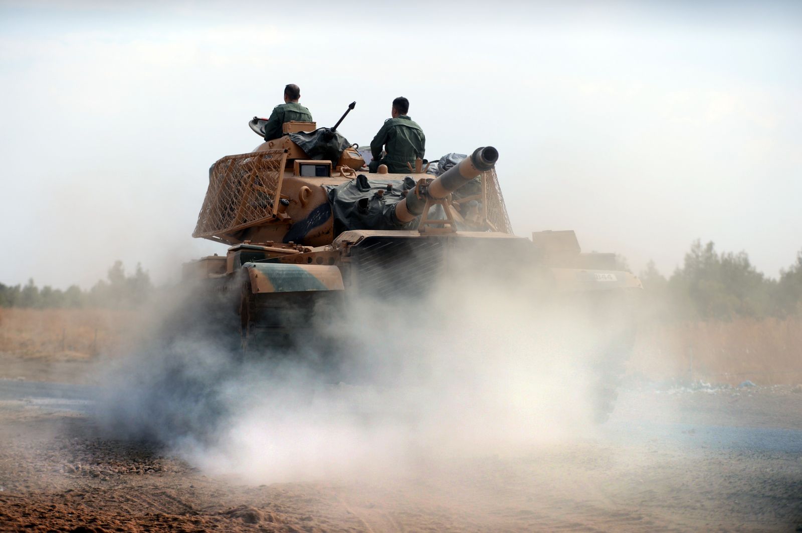 Tanklar namlularını terör hedeflerine çevirdi