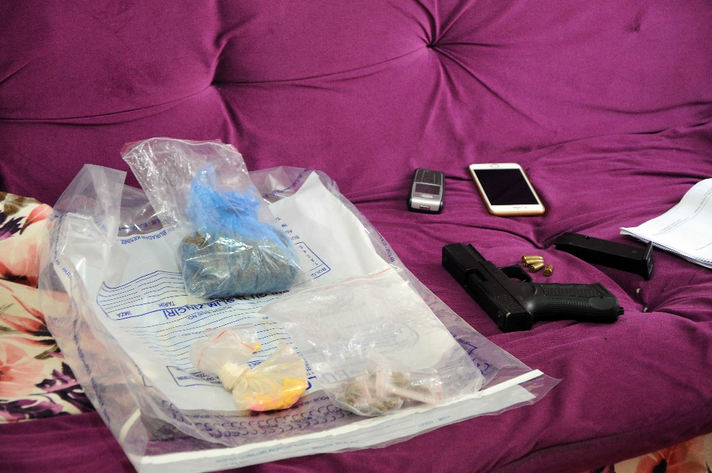 5 ilde uyuşturucu operasyonu: 43 gözaltı 5 ilde uyuşturucu operasyonu: 43 gözaltı