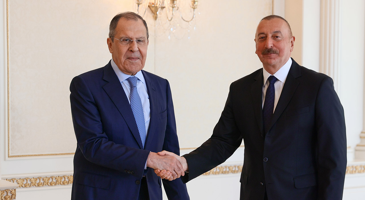 Lavrov: AB ve NATO, Rusya’ya karşı koalisyon oluşturuyor