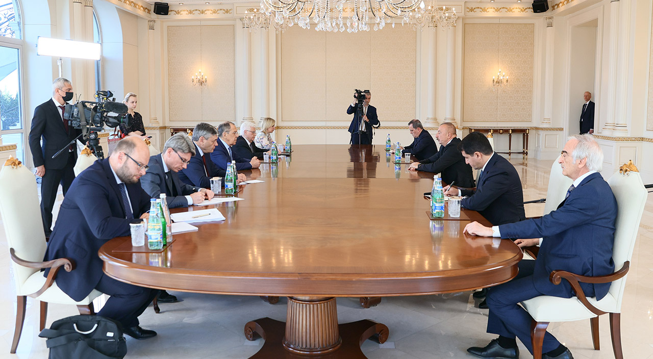 Lavrov: AB ve NATO, Rusya’ya karşı koalisyon oluşturuyor