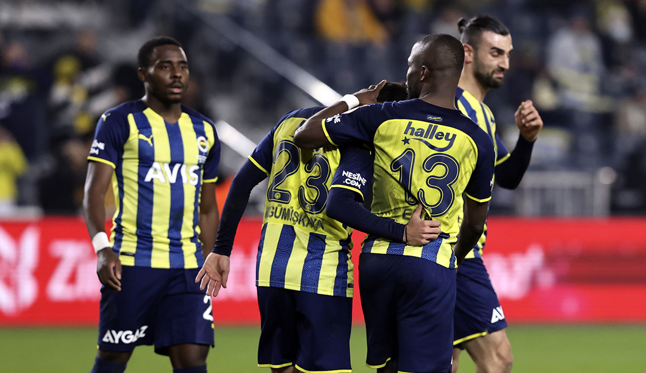 Fenerbahçe, Afyonspor'u iki golle geçti