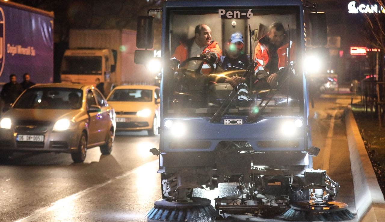 Bakanlar 2022'ye sahada görev başında girdiler