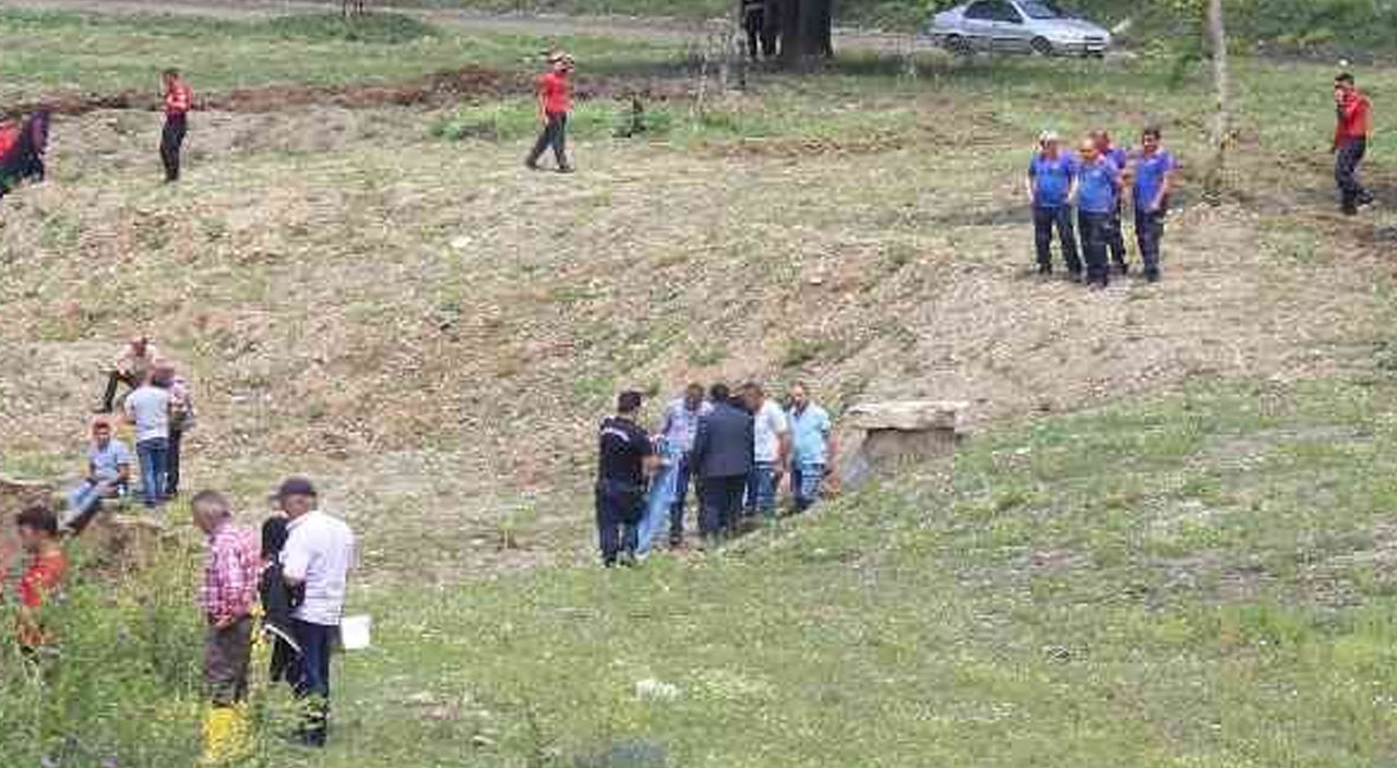 Düzce'deki selde kaybolan kepçe operatöründen acı haber! Cenazesi bulundu Düzce'deki selde kaybolan kepçe operatöründen acı haber! Cenazesi bulundu
