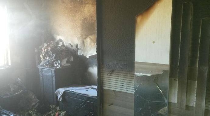 Tekirdağ'da yanan ev küle döndü