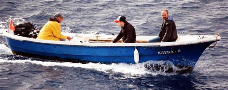 Ege'de hareketli dakikalar! Anında müdahale edildi