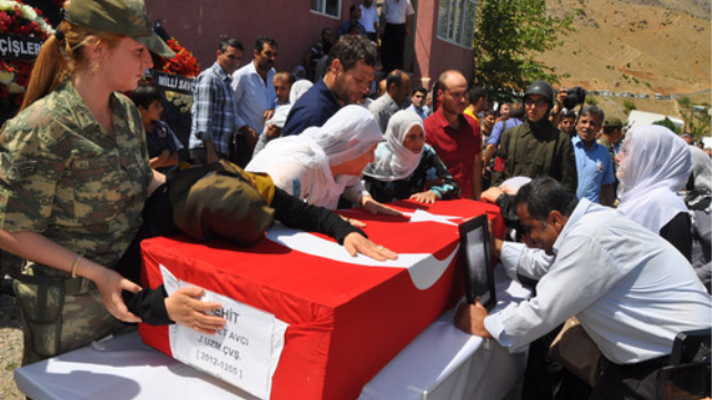 Batman, şehidi için tek yürek oldu