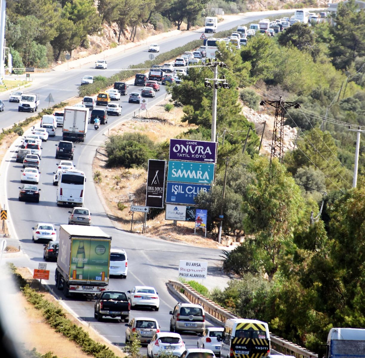 İstanbul'da fırtına ve doludan kaçanlar Bodrum'a akın etti