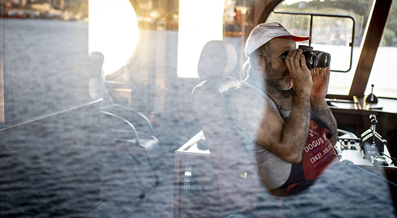 Balıkçıların zorlu av mesaisi!