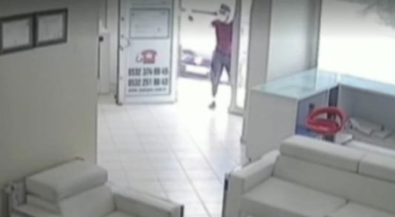 İş yerine kurşun yağdırdı! Güvenlik kameralarına yakalandı