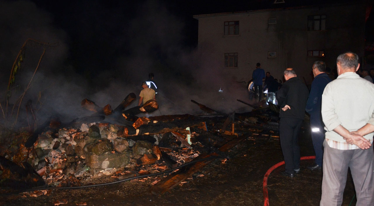 Samsun’da korkutan yangın!