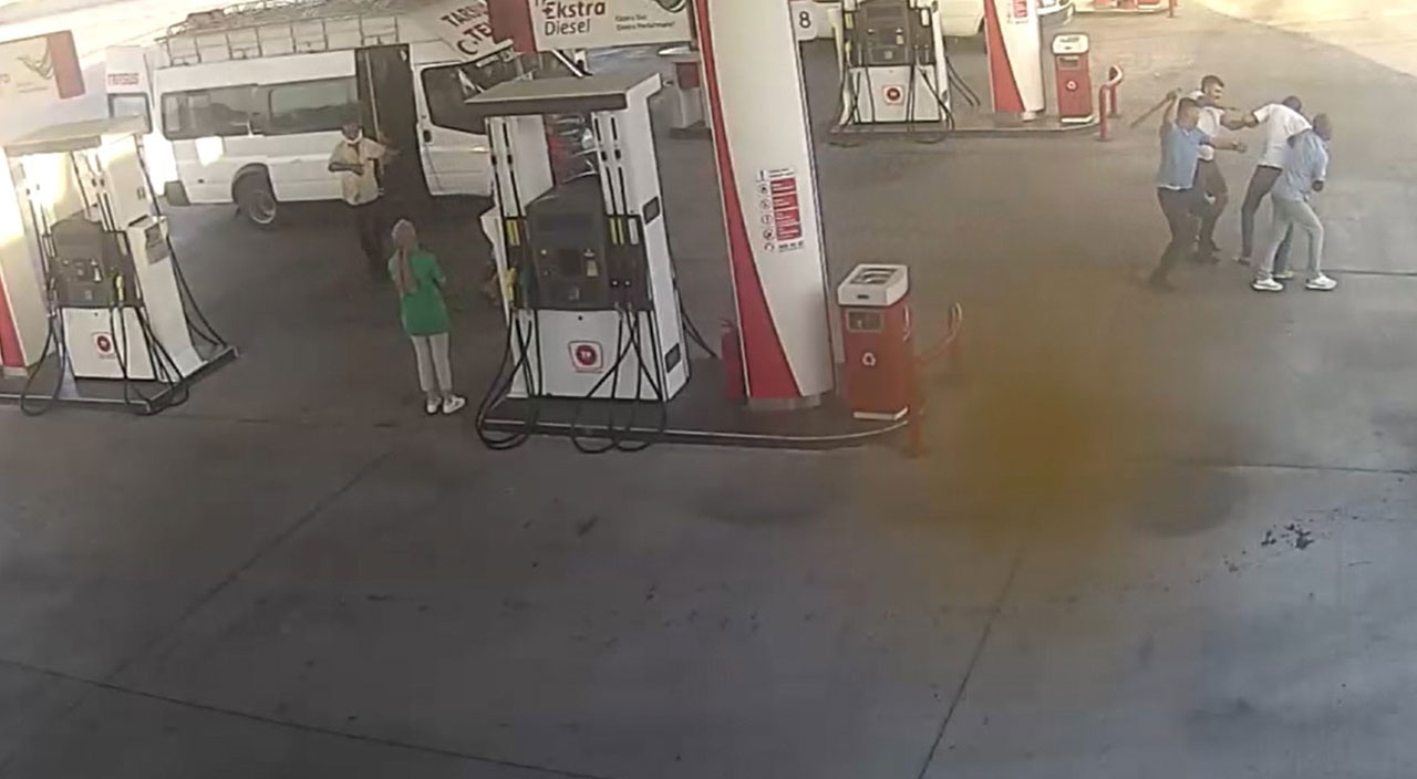 Sevdiği kızla kaçmak isterken yakalandı! Yakınları tarafından öldüresiye dövüldü