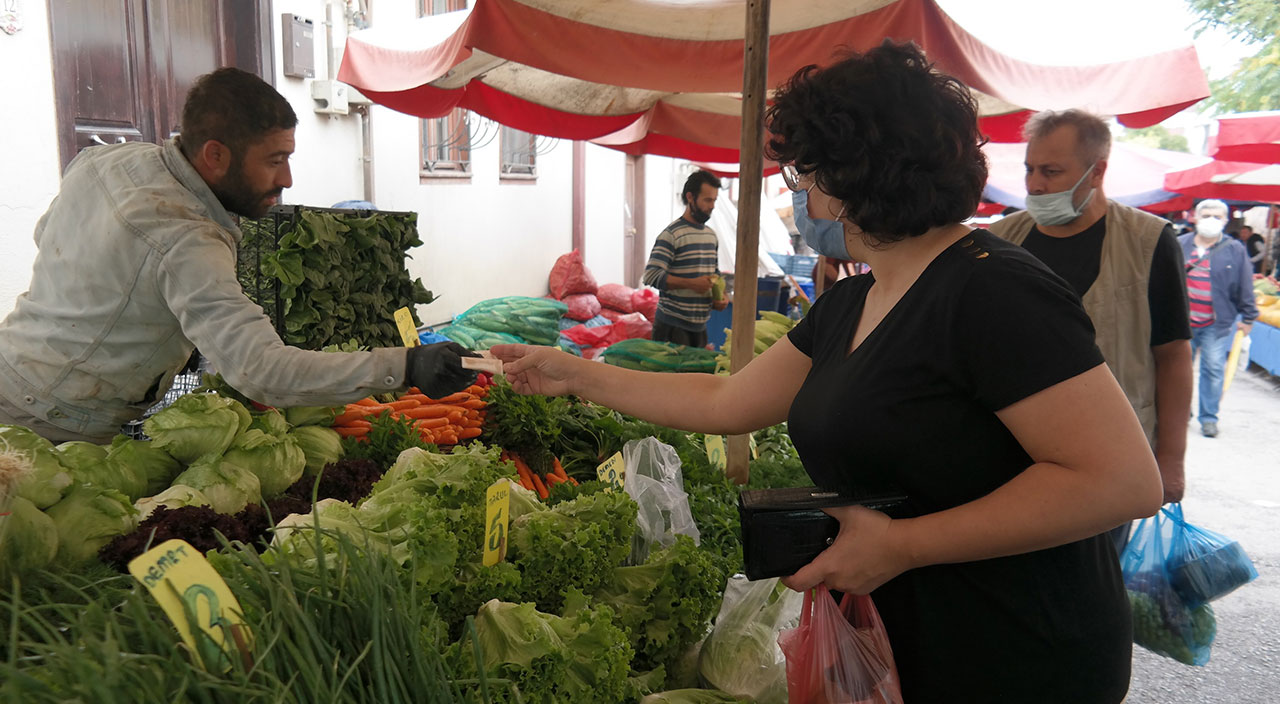 Yeşillik ürünlerinde zam şampiyonu marul oldu! Fiyatı 10 günde iki katına çıktı