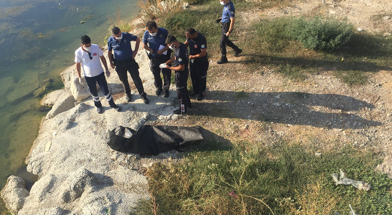 Seyhan Nehri’nde 25 yaşlarında olan erkek cesedi bulundu