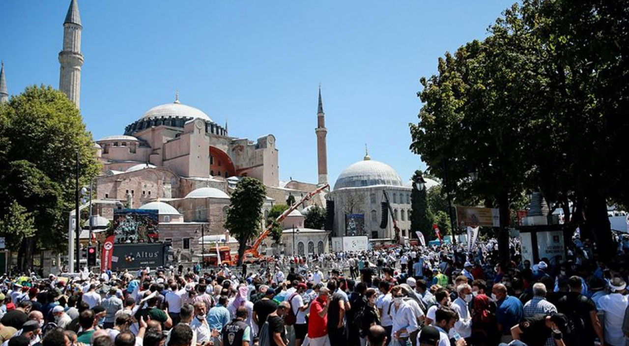 Ayasofya Camii'ni 3,5 milyonun üzerinde kişi ziyaret etti