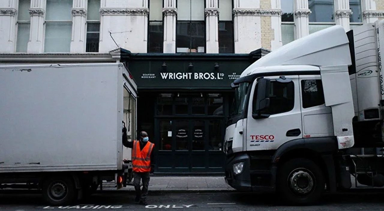 İngiltere’den tedarik sorununa yeni çözüm: Sefer kısıtlamaları kaldırılıyor