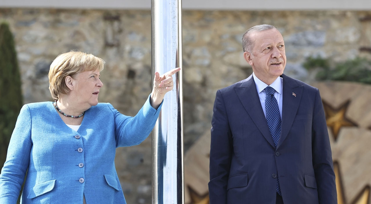 Merkel'den Türkiye'ye veda ziyareti