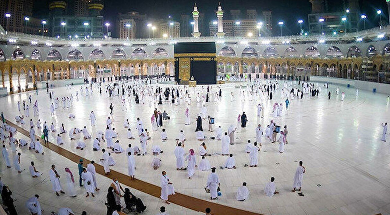 Suudi Arabistan’da omicron alarmı: Umre için yeni kriterler getirildi