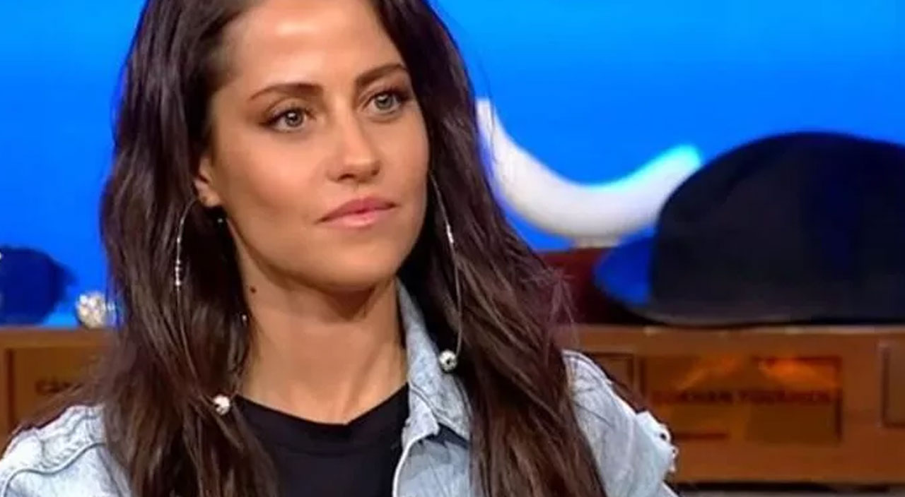 Evinde fenalaşan Derya Uluğ apar topar hastaneye kaldırıldı!