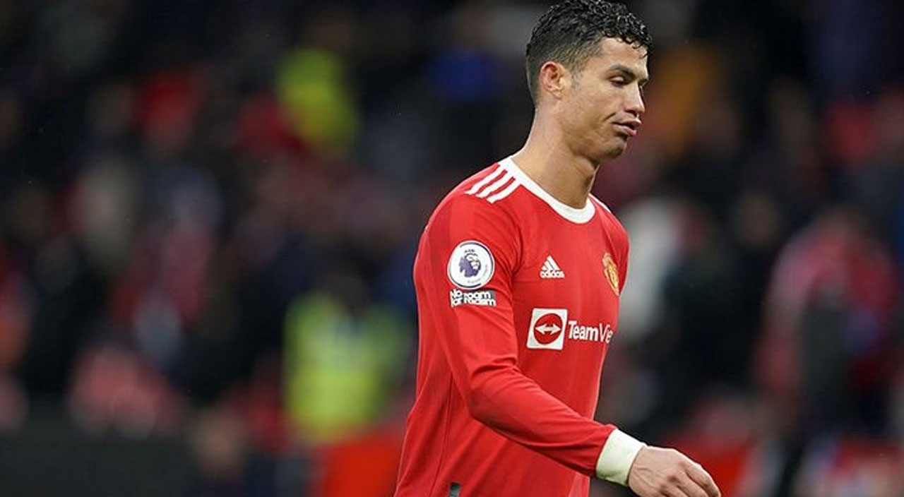 Süper yıldız en yakınlarına anlattı! Ronaldo futbolu bırakmak istiyor