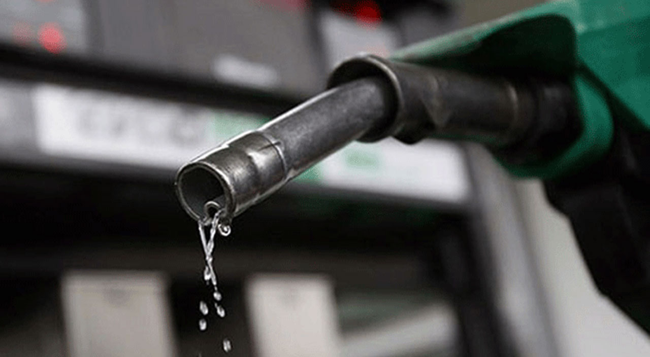İndirimler peş peşe geldi! 15 Mart benzin ve mazot fiyatları kaç TL oldu? İşte güncel akaryakıt fiyatları