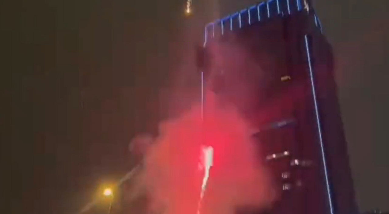 Galatasaray taraftarından Barcelona’ya sürpriz! Futbolcuları sabaha kadar uyutmadılar