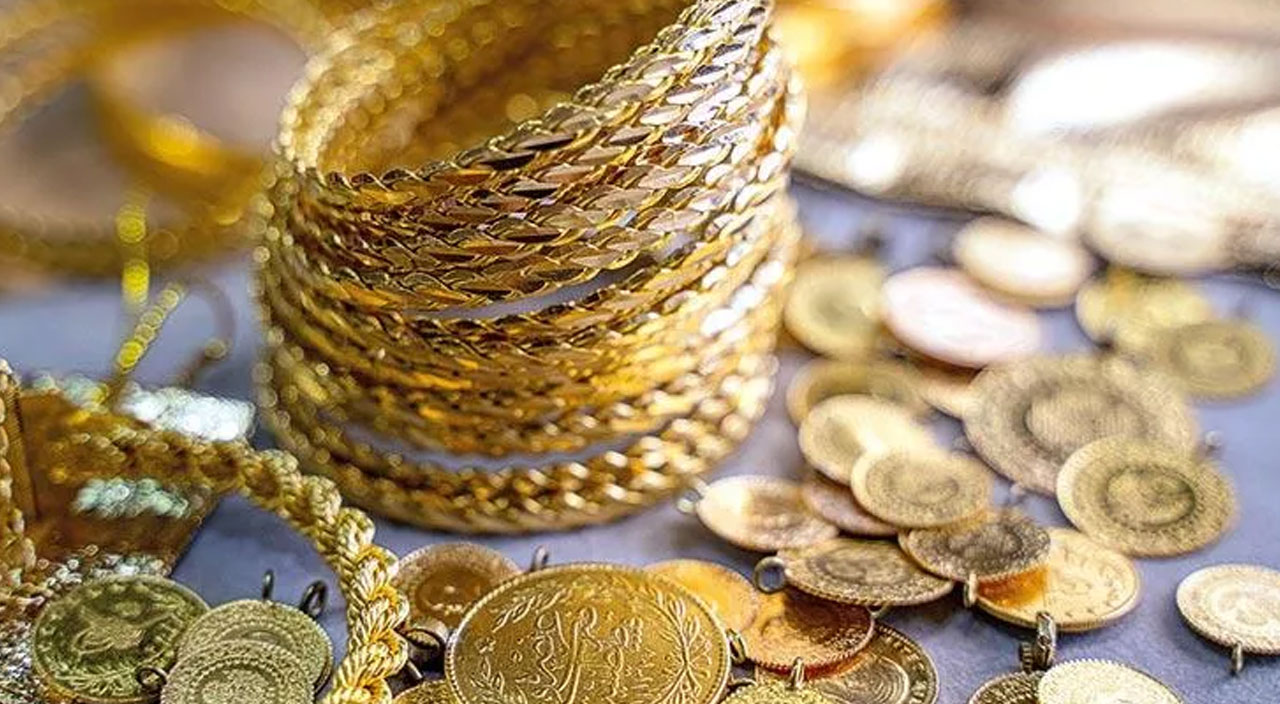 Altın yatırımcıları dikkat! İslam Memiş ‘Kaos yılı’ diyerek uyardı: Manipülasyonlara dikkat edin!