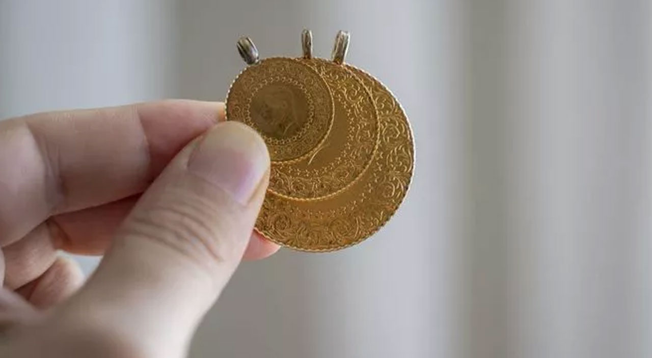 Elinde altın olanlar dikkat! Gram altında piyasaları altüst edecek tahmin: Temmuz ve Haziran ayında uçacak