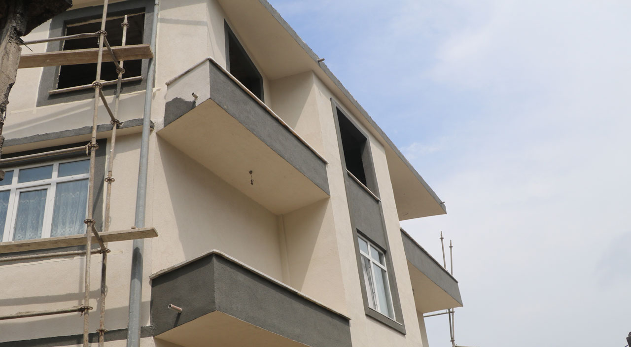 Bu evi gören dönüp bir kez daha bakıyor! Balkonu var ama balkona çıkış kapısı yok