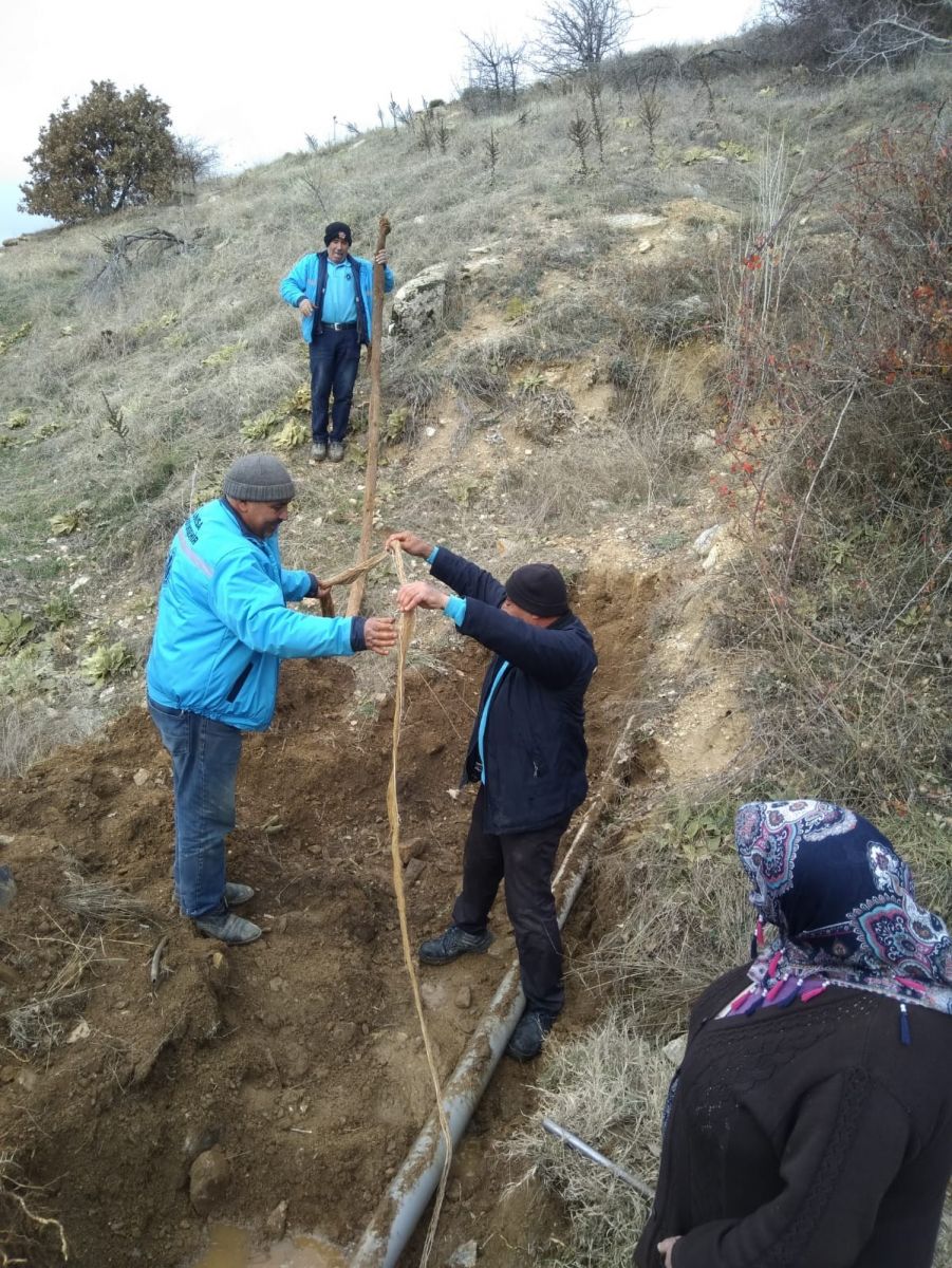 İçme suyu hattından çıktı! Tam 9 metre...