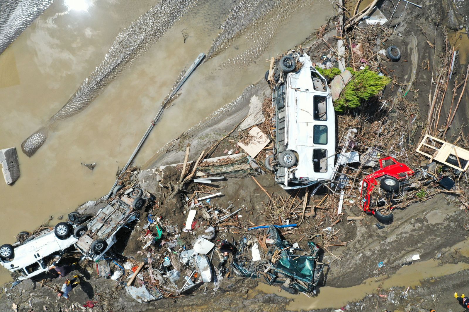 Sel felaketinin bilançosu ağırlaşıyor