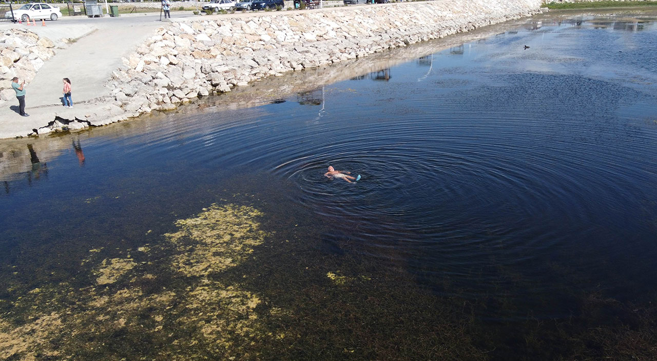 Çocukluk yaşında başlayan yüzme tutkusu 73 yıldır devam ediyor