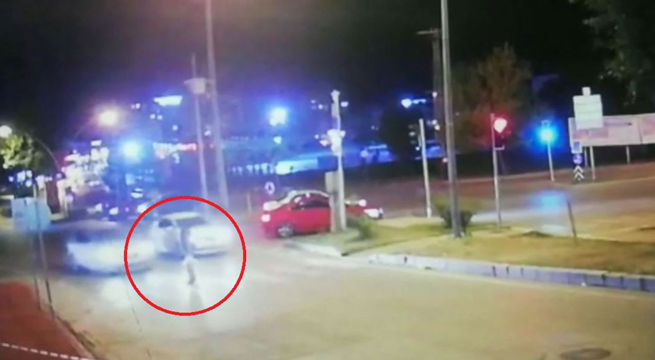 Samsun’da otomobil yayaya çarptı! O anlar kameraya yansıdı