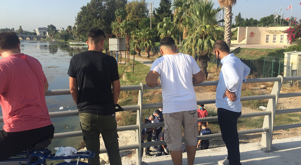 Seyhan Nehri’nde 25 yaşlarında olan erkek cesedi bulundu