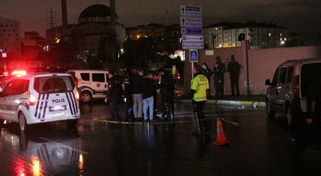 Karşıdan karşıya geçmek isteyen 3 kişi feci şekilde can verdi!