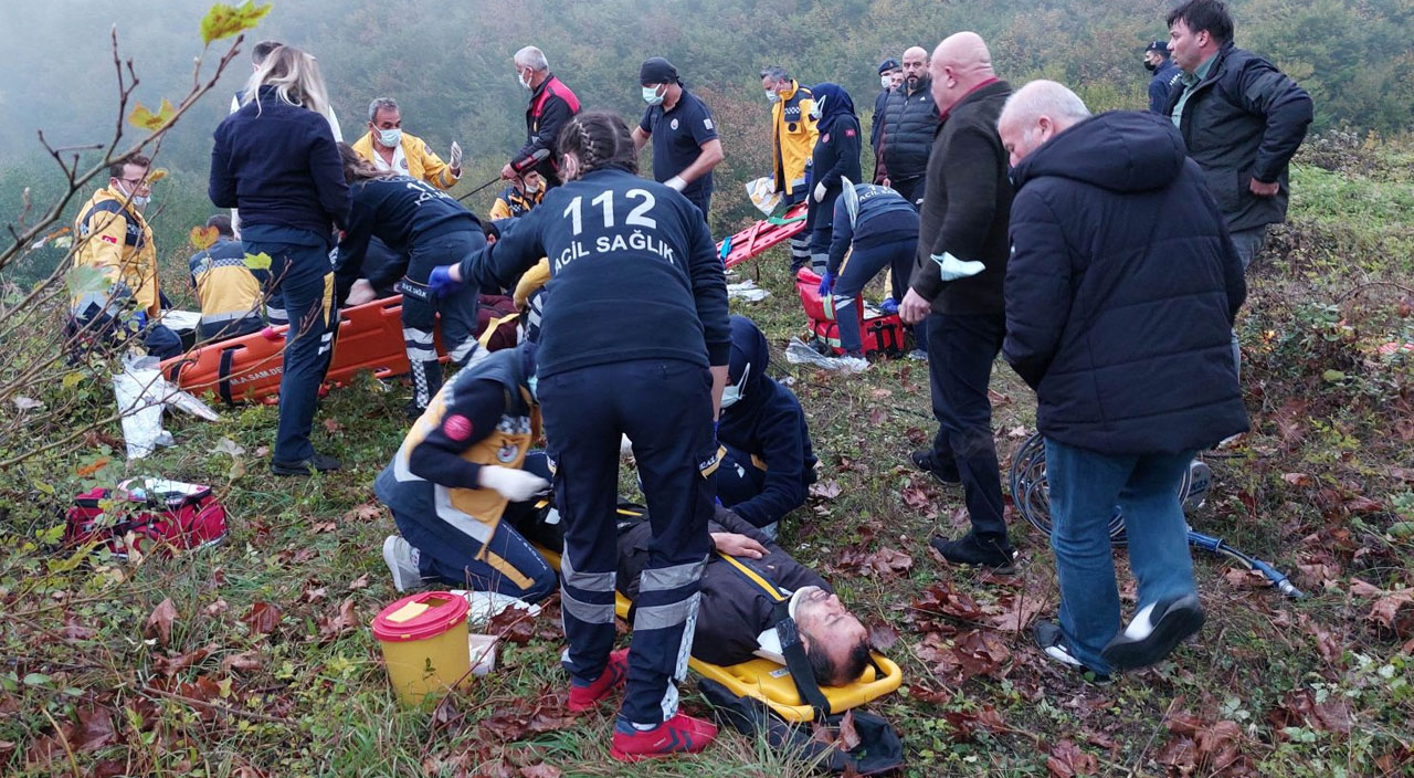 Samsun'da yolcu otobüsü dereye yuvarlandı: Ölü ve yaralılar var